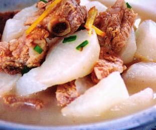 孕前营养食谱：排骨炖萝卜
